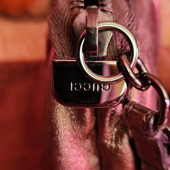 Gucci Clutch - Picture 9 of 10